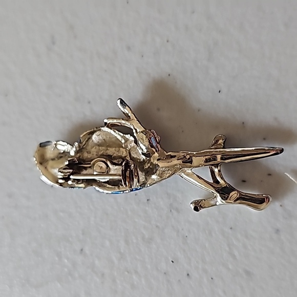 Vintage BIRD pin - Picture 3 of 3